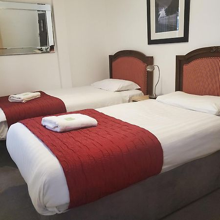 The Melville Hotel - Central Location Blackpool Bagian luar foto